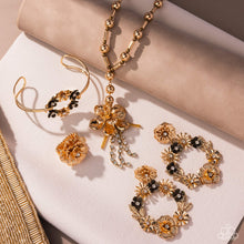 Load image into Gallery viewer, 0125 Glimpses of Malibu - Complete Trend Blend Paparazzi Accessories