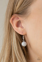 Load image into Gallery viewer, Pleasant Promenade - Multi Paparazzi Accessories