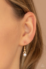 Load image into Gallery viewer, Paparazzi Accessories - The Key to Moms Heart - Gold
