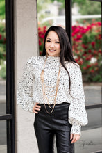 Load image into Gallery viewer, 2020 Commanding Paparazzi Accessories