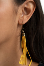 Load image into Gallery viewer, Paparazzi Accessories - Feel at HOMESPUN - Yellow