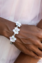 Load image into Gallery viewer, Endlessly Ethereal - Multi Paparazzi Accessories