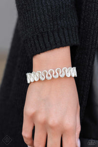 1123 Fiercely 5th Avenue - Complete Trend Blend Paparazzi Accessories