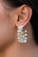 Load image into Gallery viewer, 1123 Fiercely 5th Avenue - Complete Trend Blend Paparazzi Accessories
