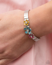 Load image into Gallery viewer, 0624 Glimpses of Malibu - Complete Trend Blend Paparazzi Accessories
