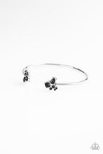 Load image into Gallery viewer, Going For Glitter - Black Paparazzi Accessories

