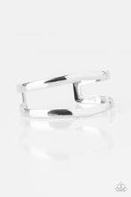 Load image into Gallery viewer, Palm Trees and Pyramids Paparazzi Accessories
