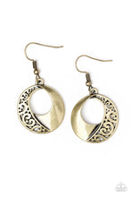 Load image into Gallery viewer, Eastside Excursionist - Brass Paparazzi Accessories
