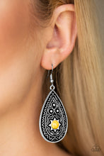 Load image into Gallery viewer, Paparazzi Accessories - Summer Sol - Yellow
