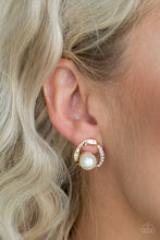 Load image into Gallery viewer, Stylishly Suave - Gold Paparazzi Accessories
