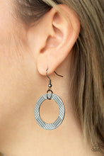 Load image into Gallery viewer, The Main Contender - Black Paparazzi Accessories
