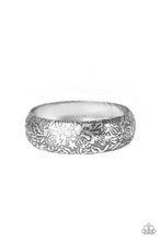 Load image into Gallery viewer, Garden Villa - Silver Paparazzi Accessories
