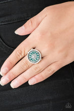 Load image into Gallery viewer, Garden View - Green Paparazzi Accessories
