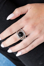 Load image into Gallery viewer, A Big Break - Black Paparazzi Accessories
