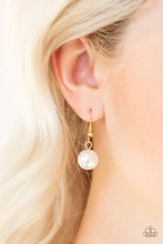 Load image into Gallery viewer, 5th Avenue Fleek - Gold Paparazzi Accessories
