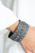 Load image into Gallery viewer, Now Taking The Stage - Silver Paparazzi Accessories
