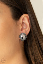 Load image into Gallery viewer, Diamond Duchess - Black Paparazzi Accessories
