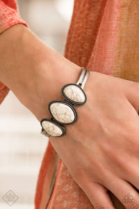 0420 Simply Santa Fe - Complete Trend Blend Paparazzi Accessories