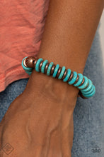 Load image into Gallery viewer, 1120 Simply Santa Fe - Complete Trend Blend Paparazzi Accessories
