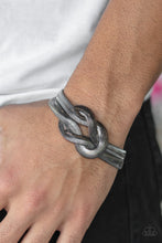 Load image into Gallery viewer, To The Max - Black Paparazzi Accessories
