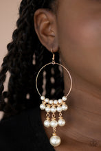 Load image into Gallery viewer, Paparazzi Accessories - Working The Room - Gold
