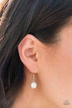Load image into Gallery viewer, Go-Getter Gleam - White Paparazzi Accessories
