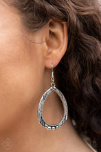 Load image into Gallery viewer, 0221 Simply Santa Fe - Complete Trend Blend Paparazzi Accessories
