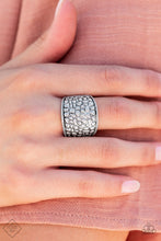Load image into Gallery viewer, 1021 Simply Santa Fe - Complete Trend Blend Paparazzi Accessories
