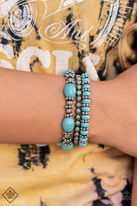 1221 Simply Santa Fe - Complete Trend Blend Paparazzi Accessories