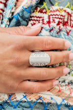 Load image into Gallery viewer, 1221 Sunset Sightings - Complete Trend Blend Paparazzi Accessories
