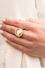 Load image into Gallery viewer, 0421 Fiercely 5th Avenue - Complete Trend Blend Paparazzi Accessories
