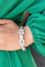 Load image into Gallery viewer, 0721 Fiercely 5th Avenue - Complete Trend Blend Paparazzi Accessories
