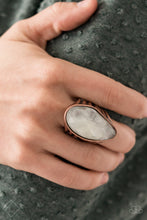 Load image into Gallery viewer, 0121 Glimpses of Malibu - Complete Trend Blend Paparazzi Accessories
