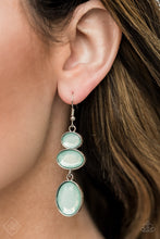 Load image into Gallery viewer, 0521 Glimpses of Malibu - Complete Trend Blend Paparazzi Accessories
