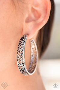 1021 Glimpses of Malibu - Complete Trend Blend Paparazzi Accessories