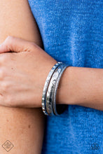 Load image into Gallery viewer, 0721 Magnificent Musings - Complete Trend Blend Paparazzi Accessories
