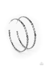 Load image into Gallery viewer, Infinite Twist - Black Paparazzi Accessories
