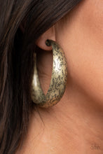 Load image into Gallery viewer, Sahara Sandstorm - Brass Paparazzi Accessories
