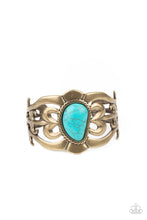Load image into Gallery viewer, Paparazzi Accessories - The MESAS are Calling - Brass

