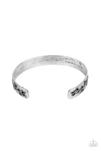 Load image into Gallery viewer, Frond Fable - Silver Paparazzi Accessories
