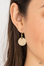 Load image into Gallery viewer, Gallery Guru - Gold Paparazzi Accessories
