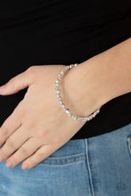 Load image into Gallery viewer, Paparazzi Accessories - Twinkly Trendsetter - Multi

