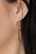 Load image into Gallery viewer, The OVAL-achiever - Gold Paparazzi Accessories
