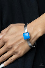 Load image into Gallery viewer, Prismatically Poppin - Blue Paparazzi Accessories
