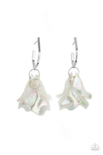 Load image into Gallery viewer, Jaw-Droppingly Jelly - Silver Paparazzi Accessories
