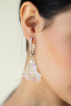 Load image into Gallery viewer, Jaw-Droppingly Jelly - Silver Paparazzi Accessories
