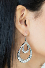 Load image into Gallery viewer, Museum Muse - Silver Paparazzi Accessories
