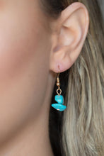 Load image into Gallery viewer, Artisanal Abundance - Gold Paparazzi Accessories
