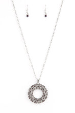 Load image into Gallery viewer, Wintry Wreath - Purple Paparazzi Accessories
