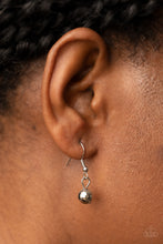 Load image into Gallery viewer, Vivid Variety - Black Paparazzi Accessories
